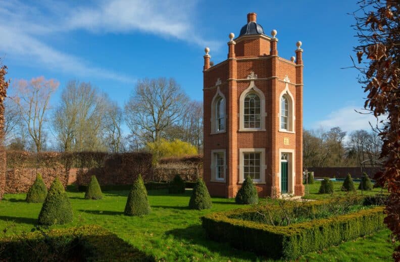 Wolverton Hall: The only Folly is to call it a Folly